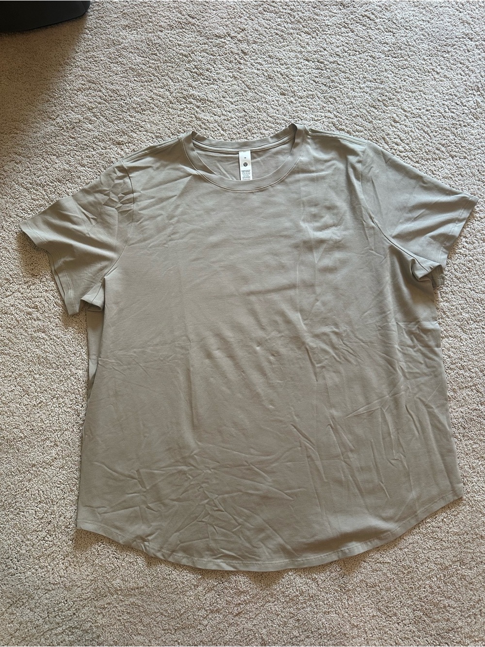Women’s Lululemon Love t-shirt